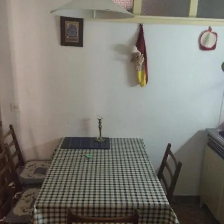 Basic Apartment *